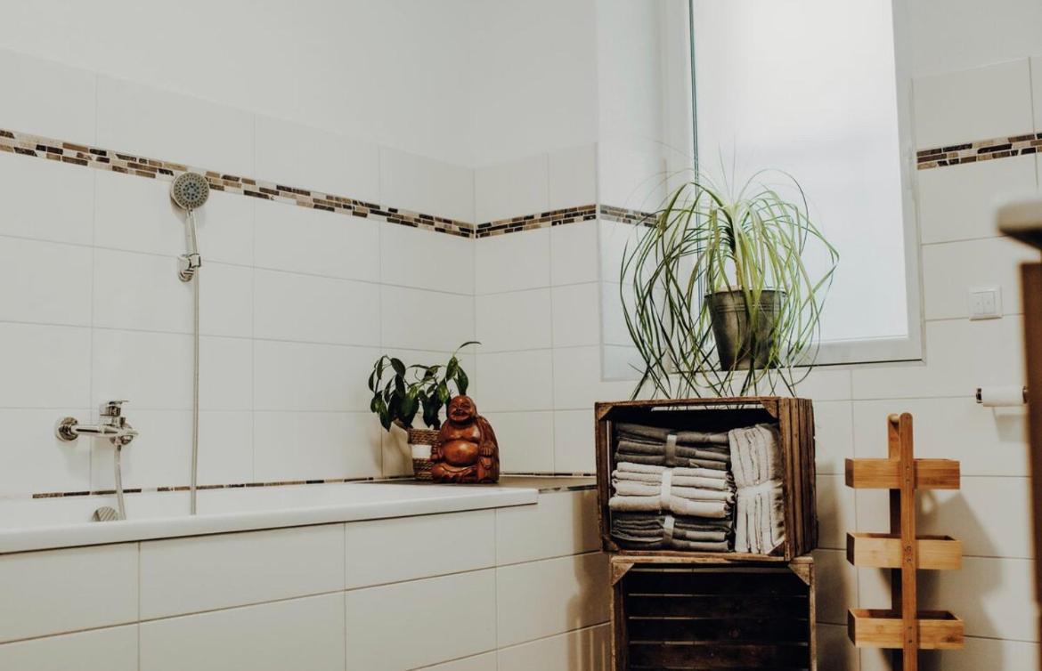 Mayen, Baeckerstr, Privatzimmer Nr1, Innenstadt, Naehe Nuerburgring & Burg Eltz, Gemeinschaftsbad Kültér fotó